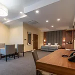 Wodnik 4*