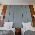 Wodnik 4*